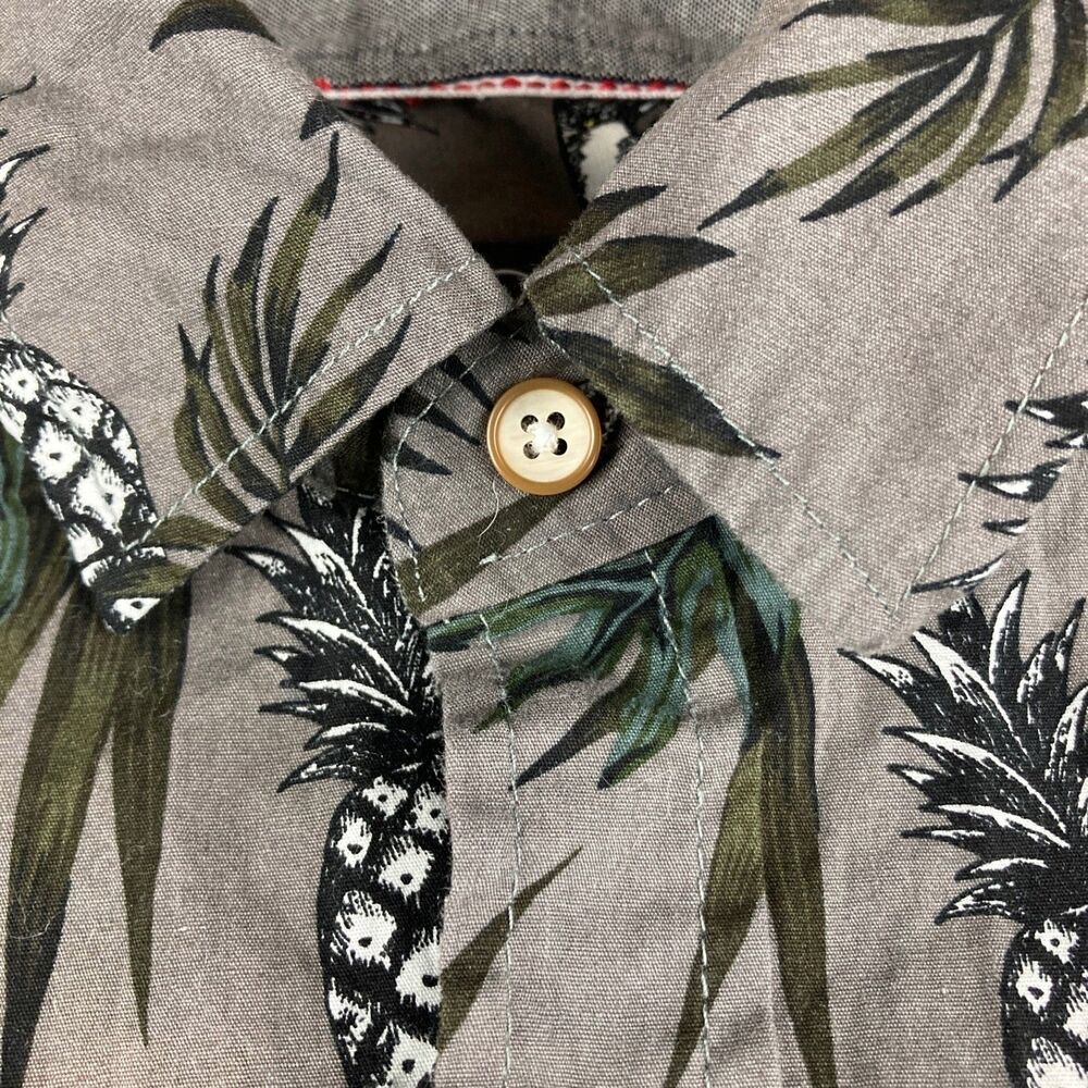 Coastal Mens Large Skull Pineapple Hawaiian Shirt Gray Tropical Button Up - Picture 4 of 9